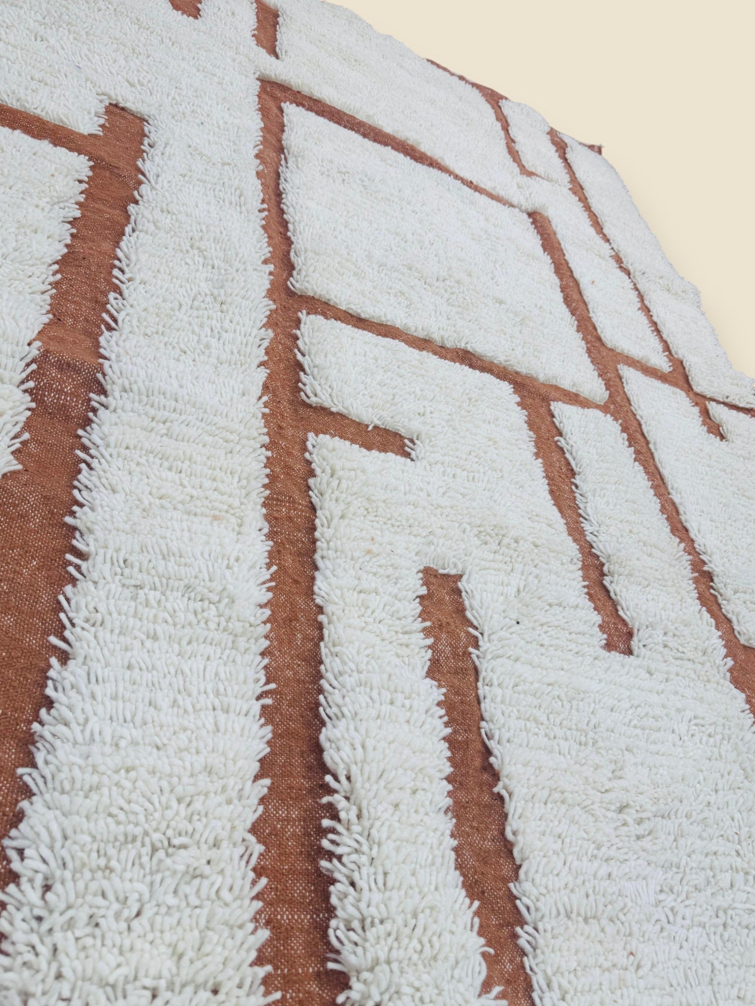 Tafenzut Abstract Berber Rug - Handmade Moroccan Wool Decor