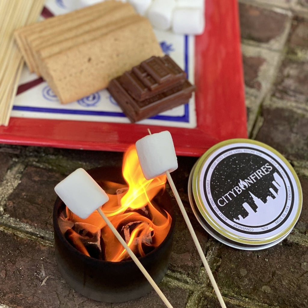 S'mores Kit - Makes 4 S'mores | Complete Graham Crackers, Marshmallows & Chocolate